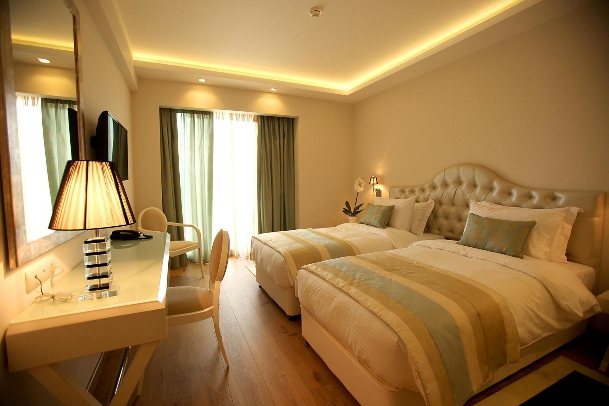 Calma Hotel&Spa Kastoria Esterno foto